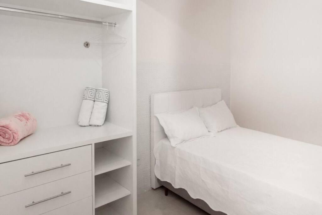 Apartamento Copacabana 1 Quadra Com Vista Parcial Mar Río de Janeiro