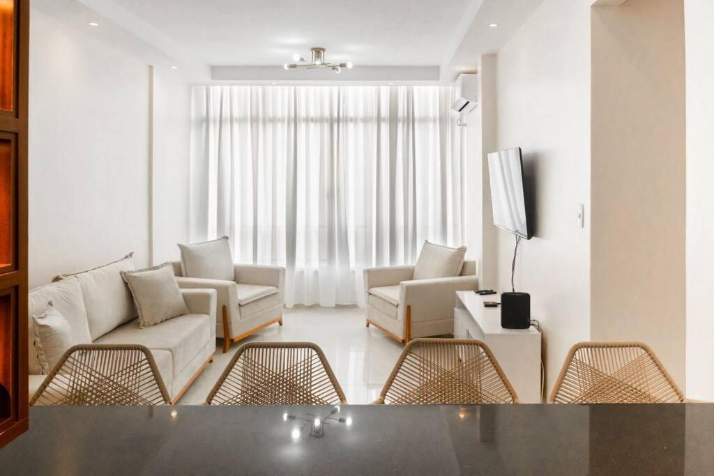Copacabana 1 Quadra Com Vista Parcial Mar Apartamento Río de Janeiro