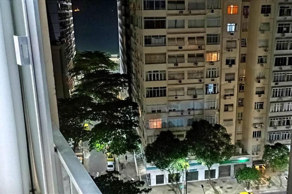 Copacabana 1 Quadra Com Vista Parcial Mar *